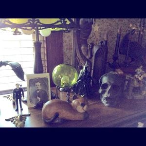 Vintage Hand Carved Wooden-Shelf Cat😺